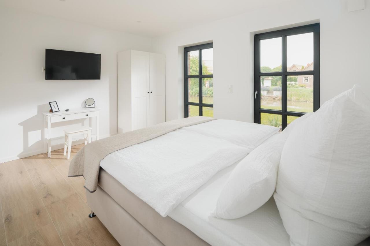 Kuesten Suite Nord - Direkte Wasserlage, Terrasse, 70Qm Greetsiel Exterior foto