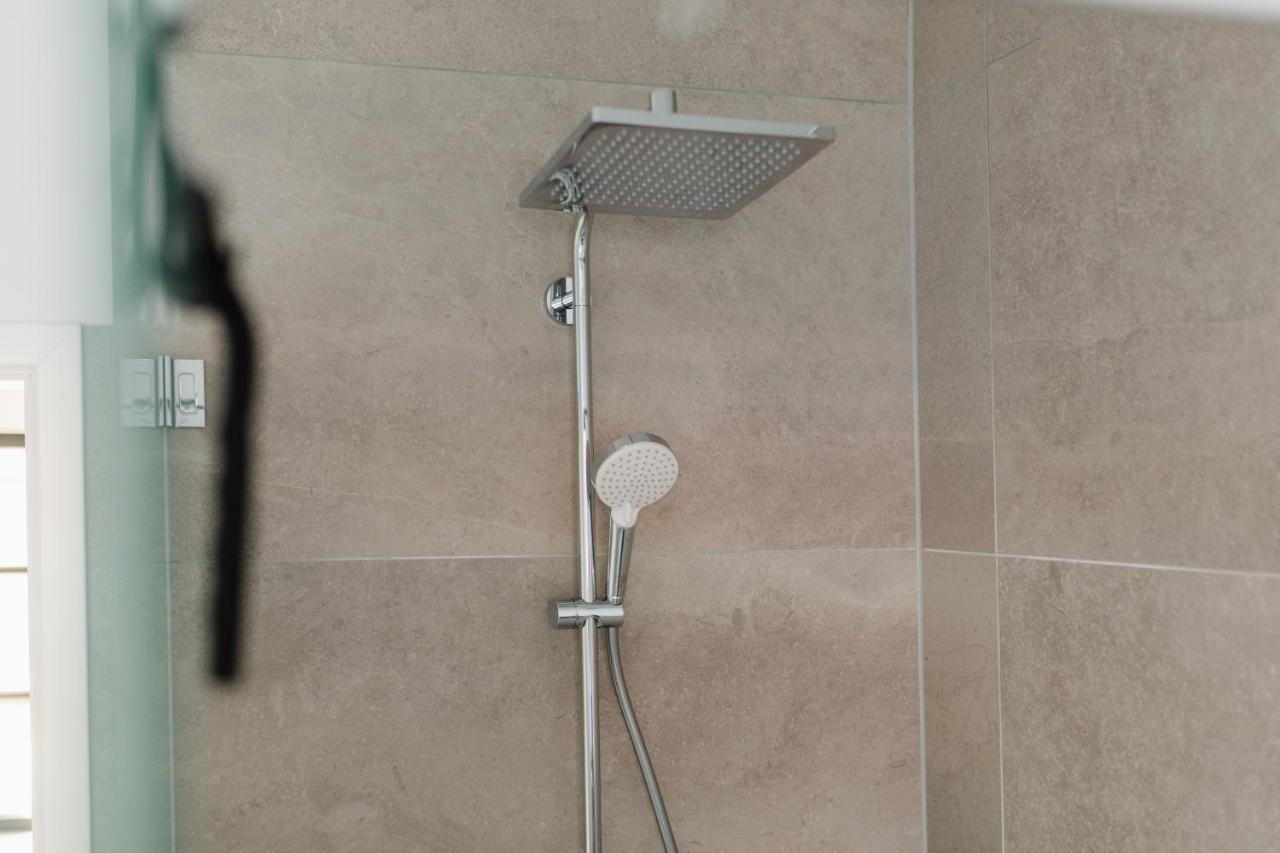 Kuesten Suite Nord - Direkte Wasserlage, Terrasse, 70Qm Greetsiel Exterior foto